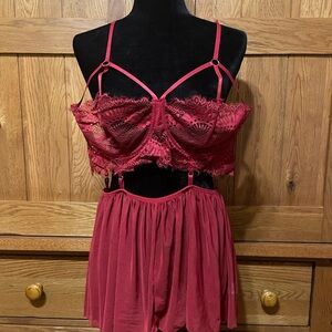 Elegant Lace Burgundy Lingerie Set